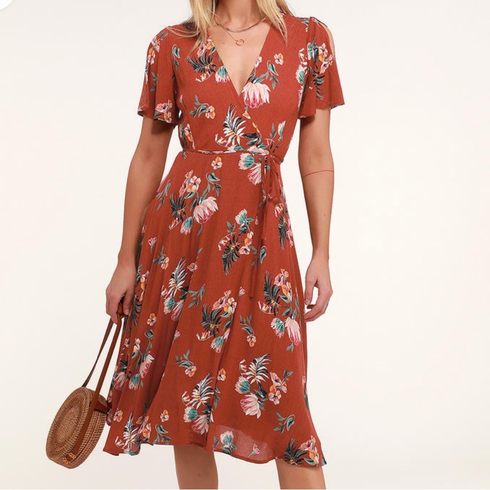 Lulus just set for sun Floral wrap dress